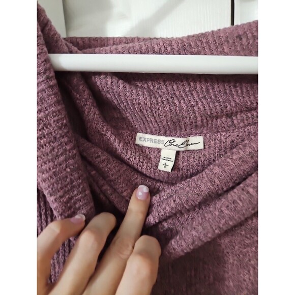 Express One Eleven Purple Pink Soft Off The Shoulder Lightweight Sweater Large - Picture 2 of 4